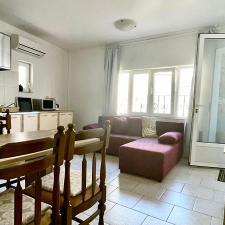 Apartmani Mauro Sa Terasom Crikvenica Ngoại thất bức ảnh