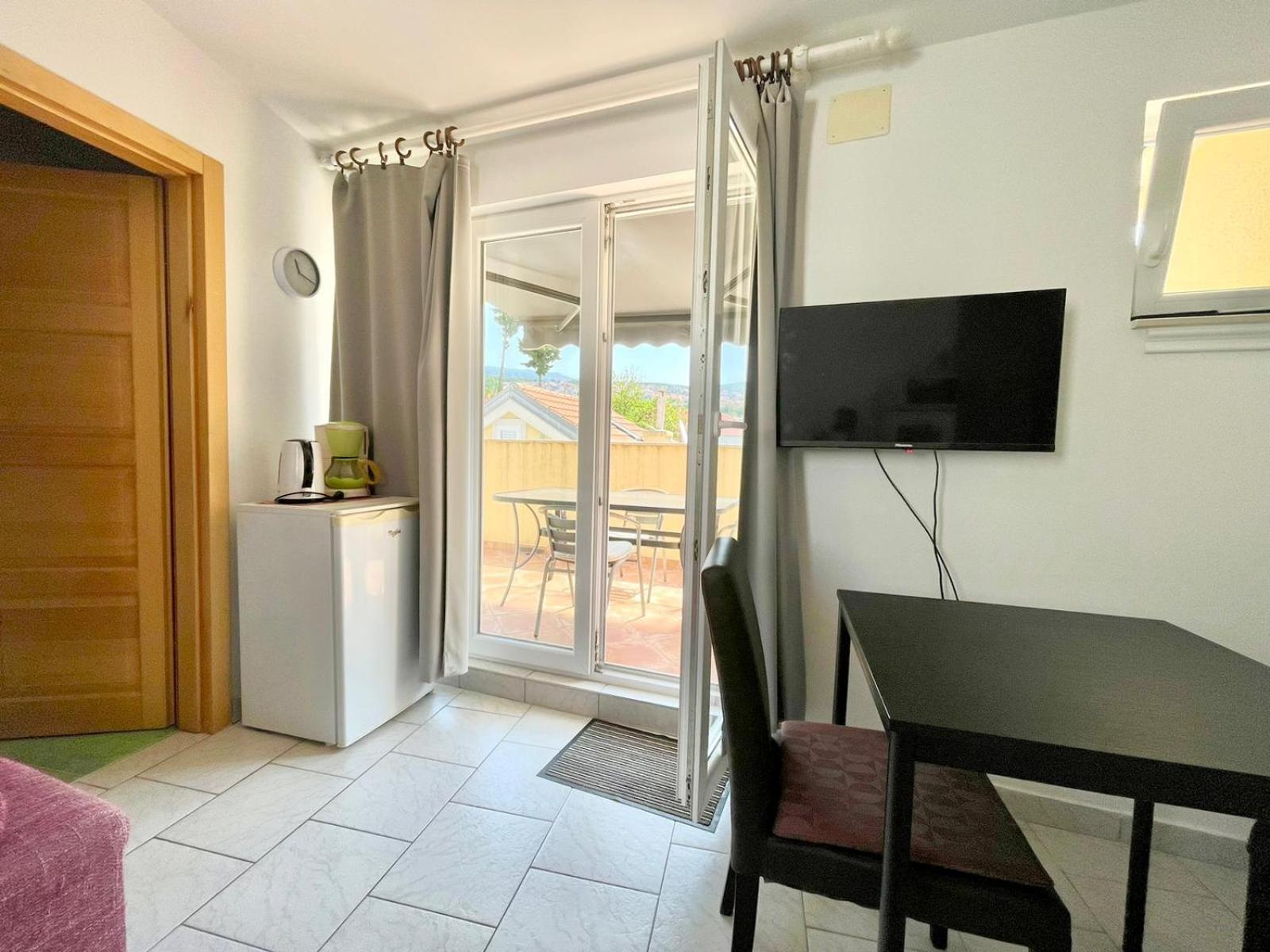 Apartmani Mauro Sa Terasom Crikvenica Ngoại thất bức ảnh
